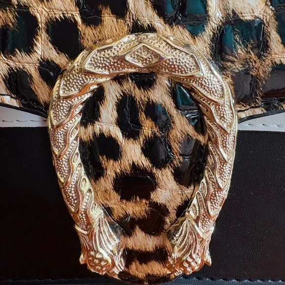 Leopard Print and black vegan leather with Chain Shoulder purse - Picture 2 of 6